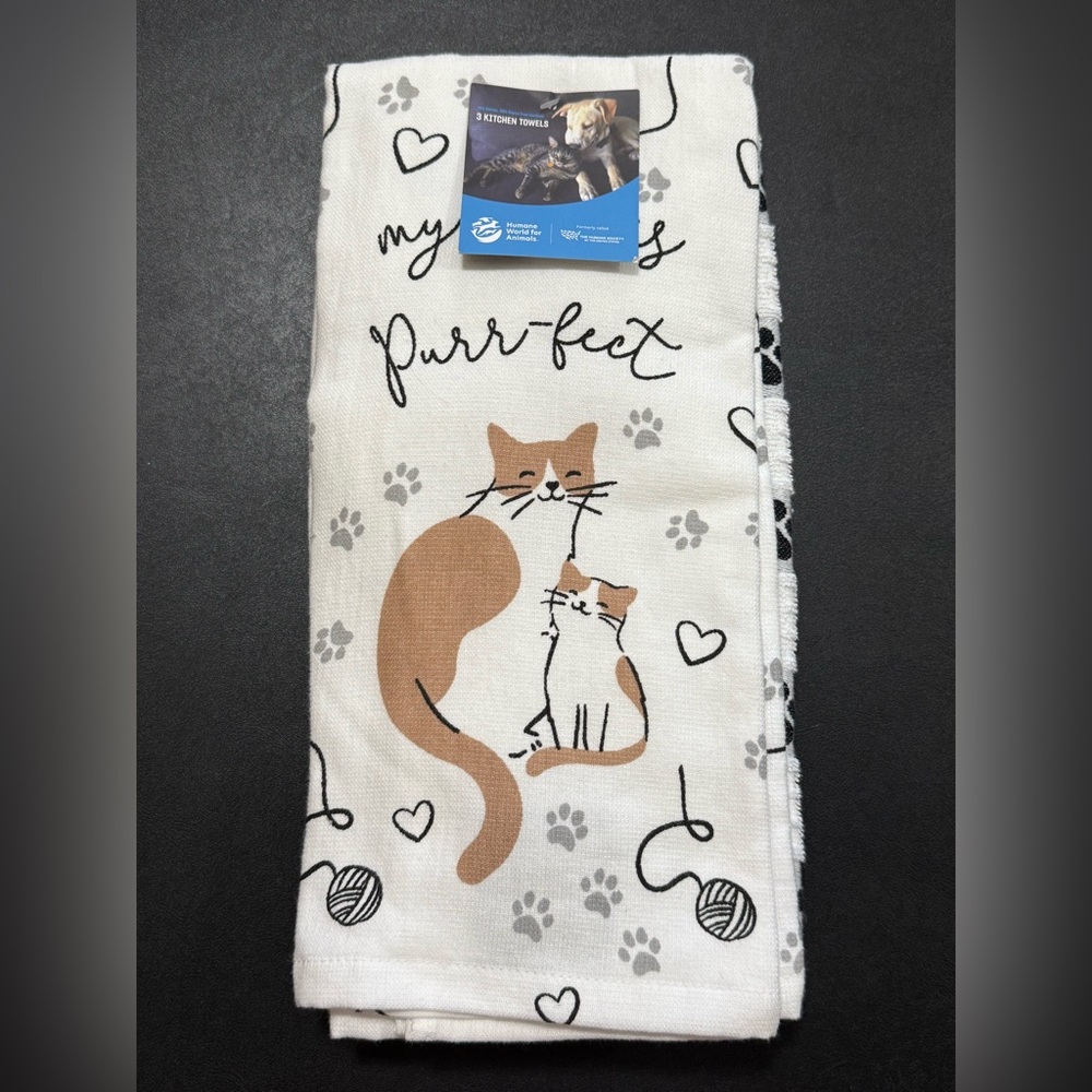 Humane World for Animals Set of 3 Dish Towels -  Cats “My Mom Is Purrfect”